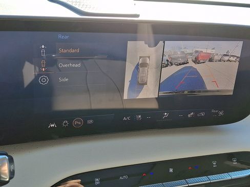 Certified 2025 Buick Enclave Avenir w/ Super Cruise Package image 19