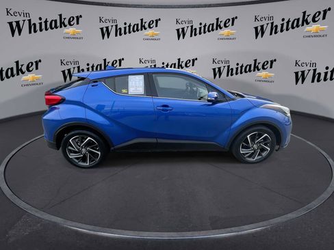 Used 2022 Toyota C-HR Limited image 9