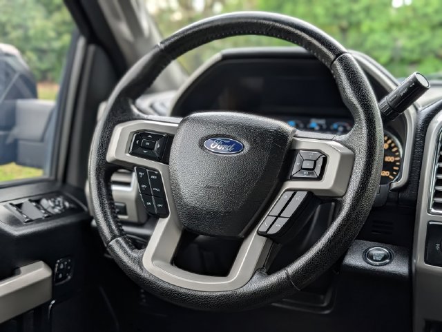 Used 2015 Ford F150 Lariat w/ Equipment Group 501A Mid AWD/4WD image 10