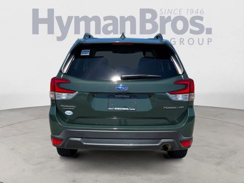 Used 2022 Subaru Forester Premium AWD/4WD image 4