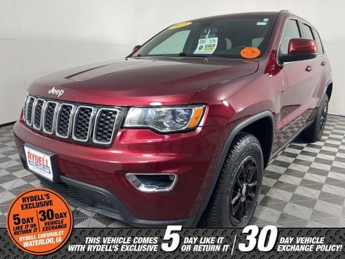 Used 2018 Jeep Grand Cherokee Laredo image 10