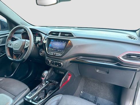 Used 2023 Chevrolet TrailBlazer RS w/ Convenience Package image 27