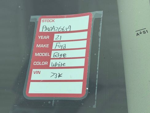 Used 2021 Ford Edge SEL w/ Cargo Accessory Package AWD/4WD image 10