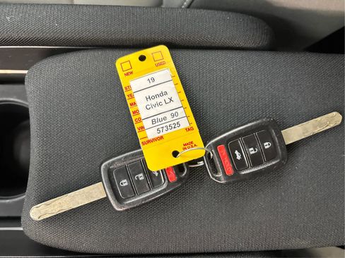 Used 2019 Honda Civic LX image 38