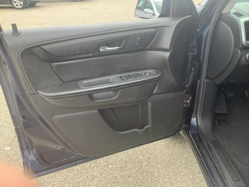 Used 2015 GMC Acadia SLE AWD/4WD image 27