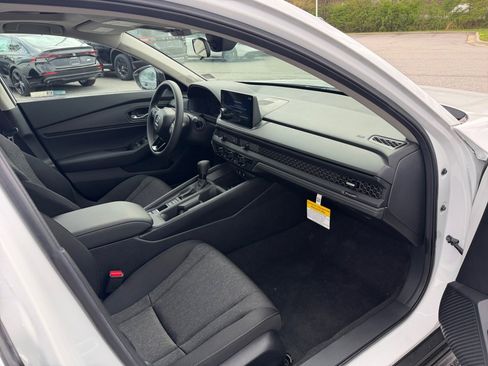 New 2026 Honda Accord SE image 28