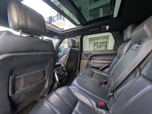 Used 2016 Land Rover Range Rover Sport HSE image 20