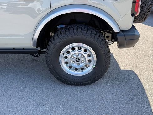 New 2025 Ford Bronco Badlands AWD/4WD image 33