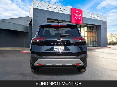 Certified 2023 Nissan Rogue SV image 9