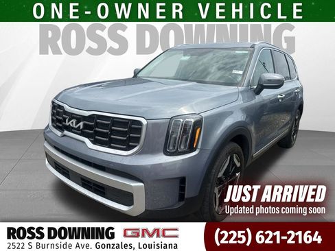 Used 2025 Kia Telluride S FWD image 1