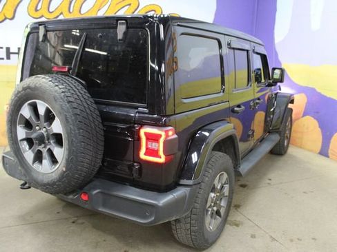 Used 2020 Jeep Wrangler Unlimited Sahara w/ Uconnect 4C Nav & Sound Group AWD/4WD image 8