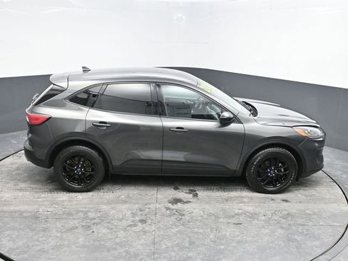 Used 2020 Ford Escape SE Sport image 26