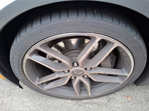 Used 2015 Chevrolet Corvette Stingray Convertible w/ 3LT Preferred Equipment Group image 9