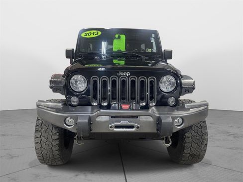 Used 2013 Jeep Wrangler Unlimited Rubicon image 4