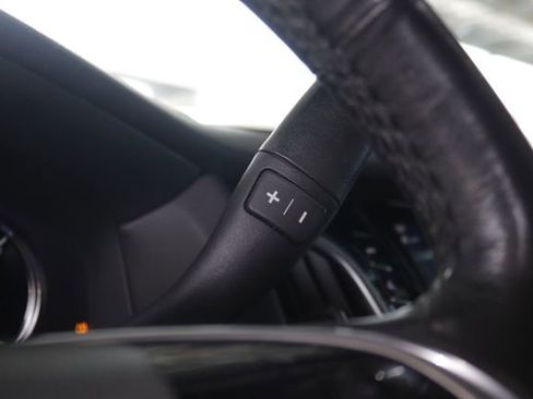 Used 2020 Cadillac Escalade Luxury image 13