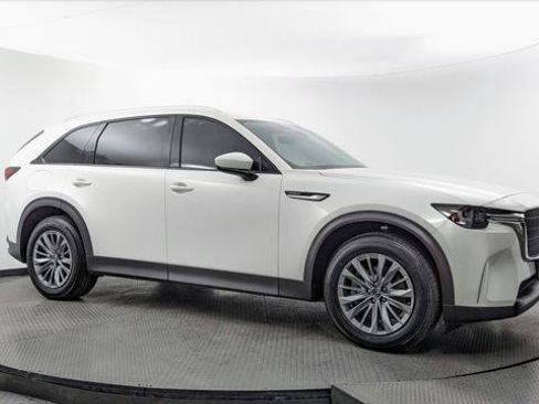 Used 2024 MAZDA CX-90 Plug-In Hybrid w/ Preferred AWD/4WD image 11