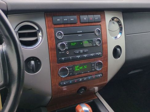 Used 2010 Ford Expedition Eddie Bauer image 30