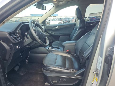 Used 2020 Ford Escape Titanium AWD/4WD image 8