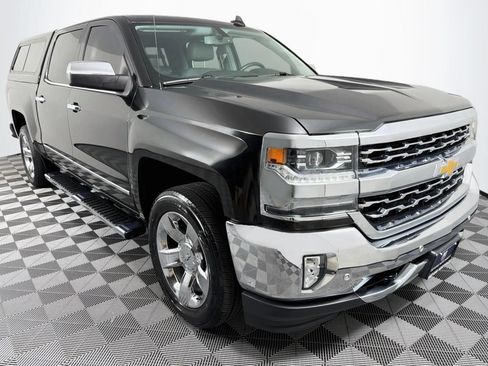 Used 2017 Chevrolet Silverado 1500 LTZ w/ High Desert Package AWD/4WD image 30