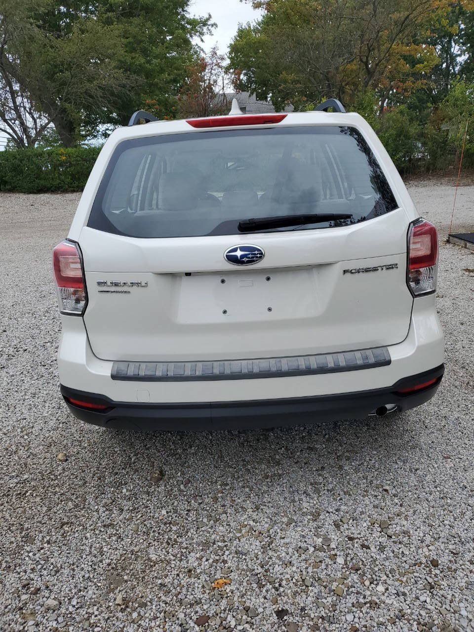 Used 2018 Subaru Forester 2.5i w/ Alloy Wheel Package AWD/4WD image 5
