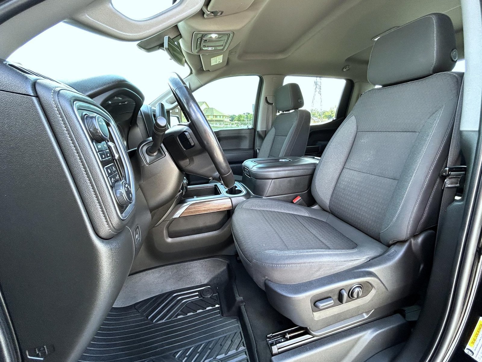 Used 2022 Chevrolet Silverado 1500 RST AWD/4WD image 11