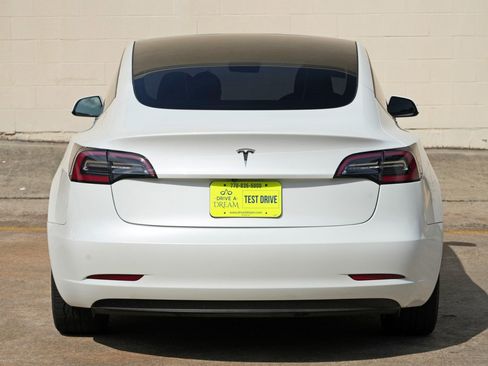 Used 2023 Tesla Model 3 Standard Range RWD image 49
