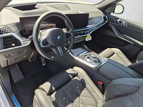 New 2026 BMW X5 xDrive40i w/ M Sport Package AWD/4WD image 3