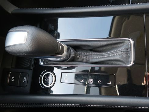 Used 2023 Nissan Kicks SV FWD image 31