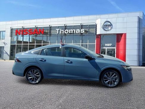 New 2026 Nissan Sentra SL FWD image 8