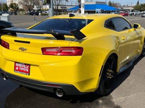 Used 2017 Chevrolet Camaro LT image 2