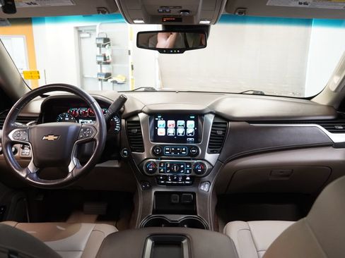 Used 2018 Chevrolet Tahoe LT AWD/4WD image 24