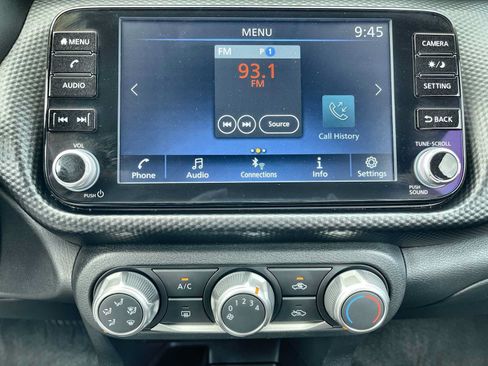 Used 2023 Nissan Kicks SV FWD image 16