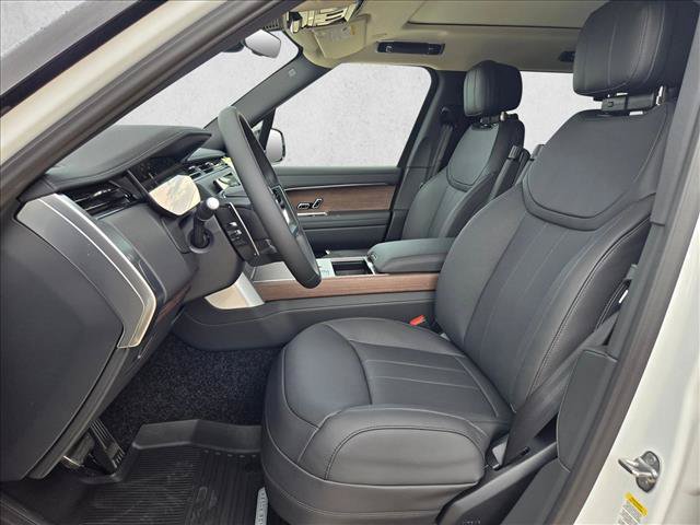 New 2026 Land Rover Range Rover Long Wheelbase SE AWD/4WD image 4