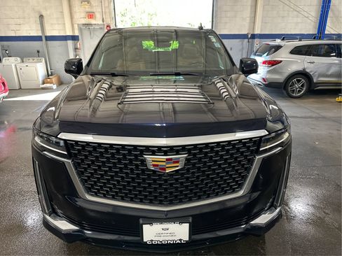 Used 2021 Cadillac Escalade ESV Premium Luxury AWD/4WD image 23