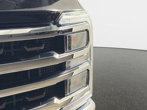 Used 2025 Ford F250 King Ranch w/ Chrome Package AWD/4WD image 11