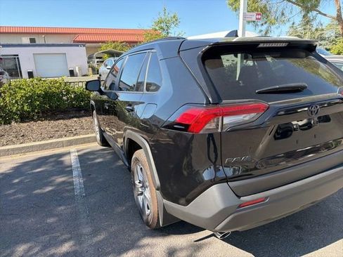 Used 2025 Toyota RAV4 XLE w/ Convenience Package AWD/4WD image 7