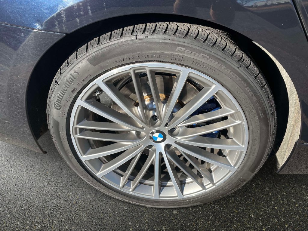 Used 2018 BMW M550i xDrive AWD/4WD image 7