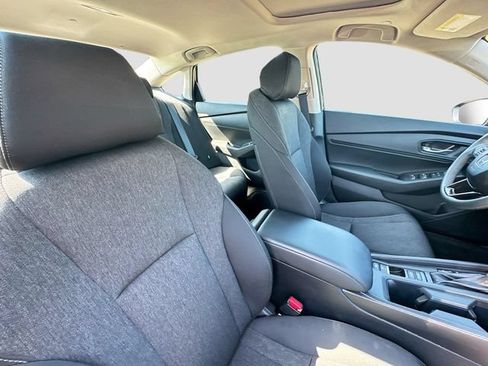 Certified 2025 Honda Accord SE image 32