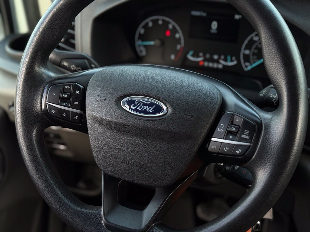 Used 2022 Ford Transit 250 148 High Roof AWD image 7