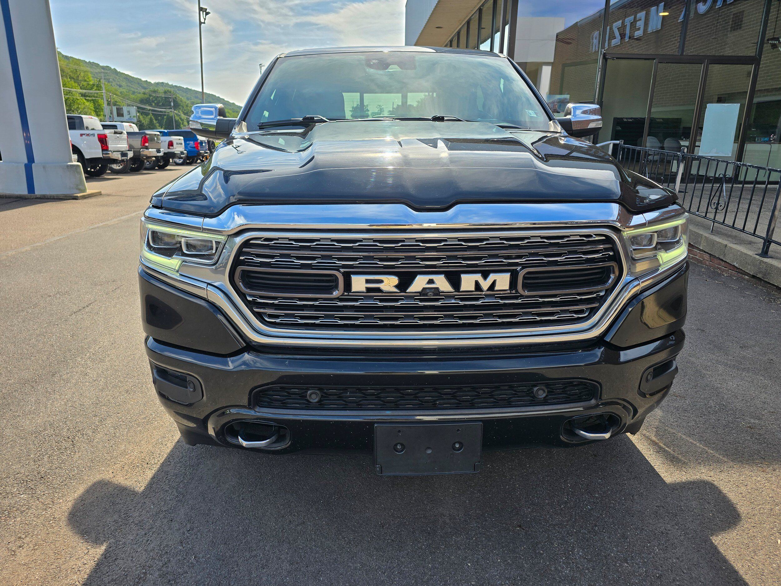Used 2020 RAM 1500 Limited AWD/4WD image 2