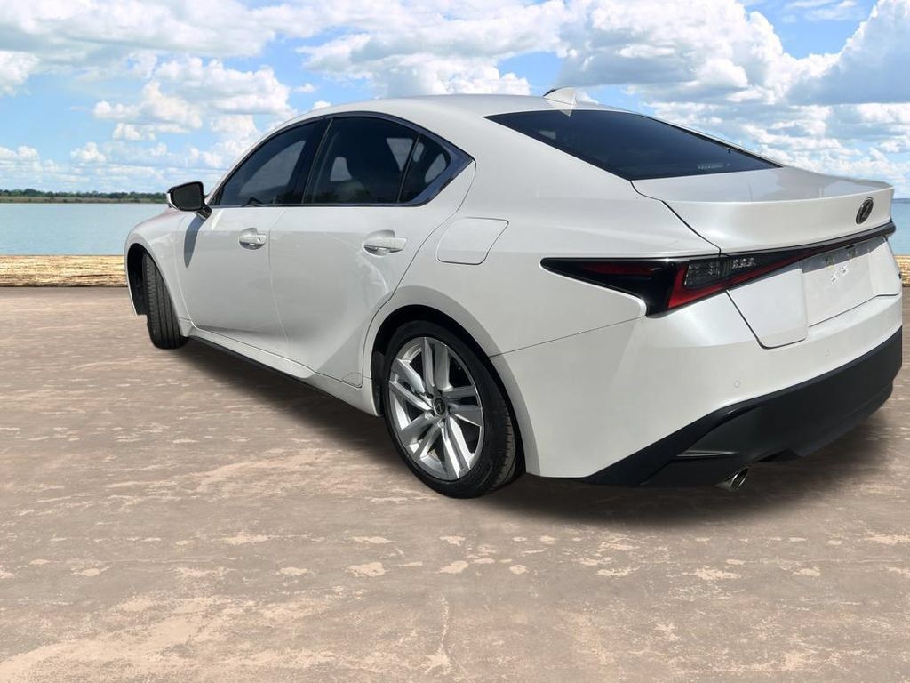 Used 2023 Lexus IS 300 w/ Comfort Package RWD image 4