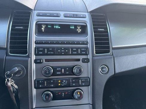 Used 2010 Ford Taurus SEL FWD image 27