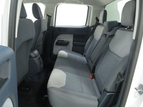 Used 2022 Ford Maverick XLT image 31