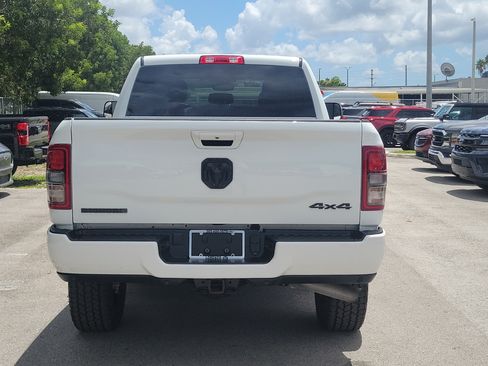 Used 2022 RAM 2500 Big Horn w/ Night Edition AWD/4WD image 6