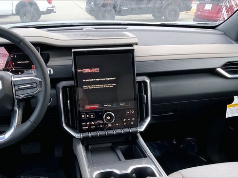 New 2026 GMC Acadia Elevation image 7