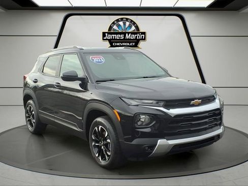 Certified 2023 Chevrolet TrailBlazer LT w/ Convenience Package AWD/4WD image 3