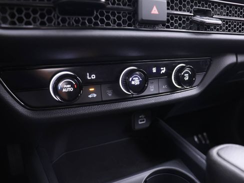 Used 2024 Honda HR-V LX image 6
