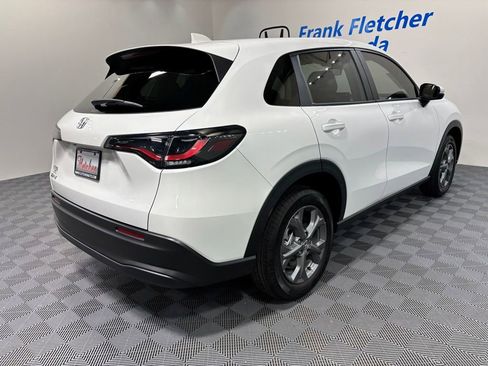 New 2026 Honda HR-V LX image 6