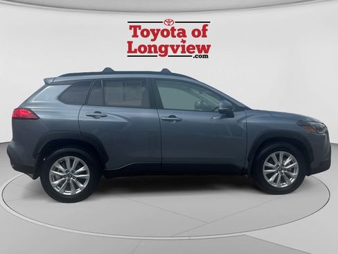 Certified 2024 Toyota Corolla Cross LE FWD image 7