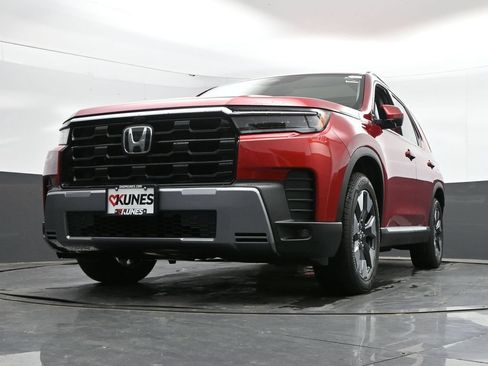 New 2026 Honda Pilot Touring image 37